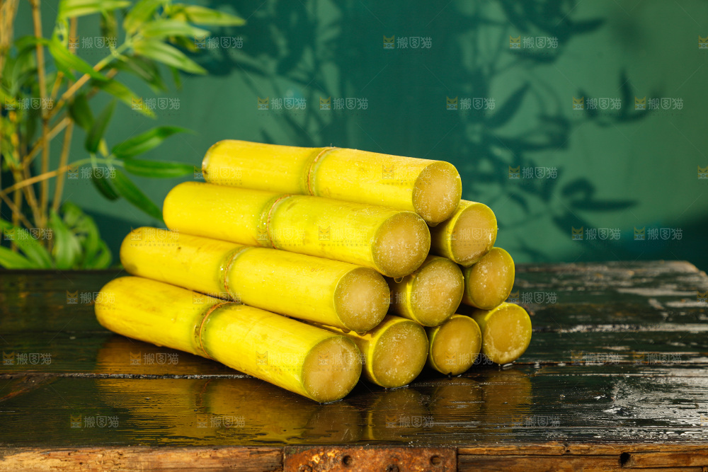 深底上的黄皮甘蔗