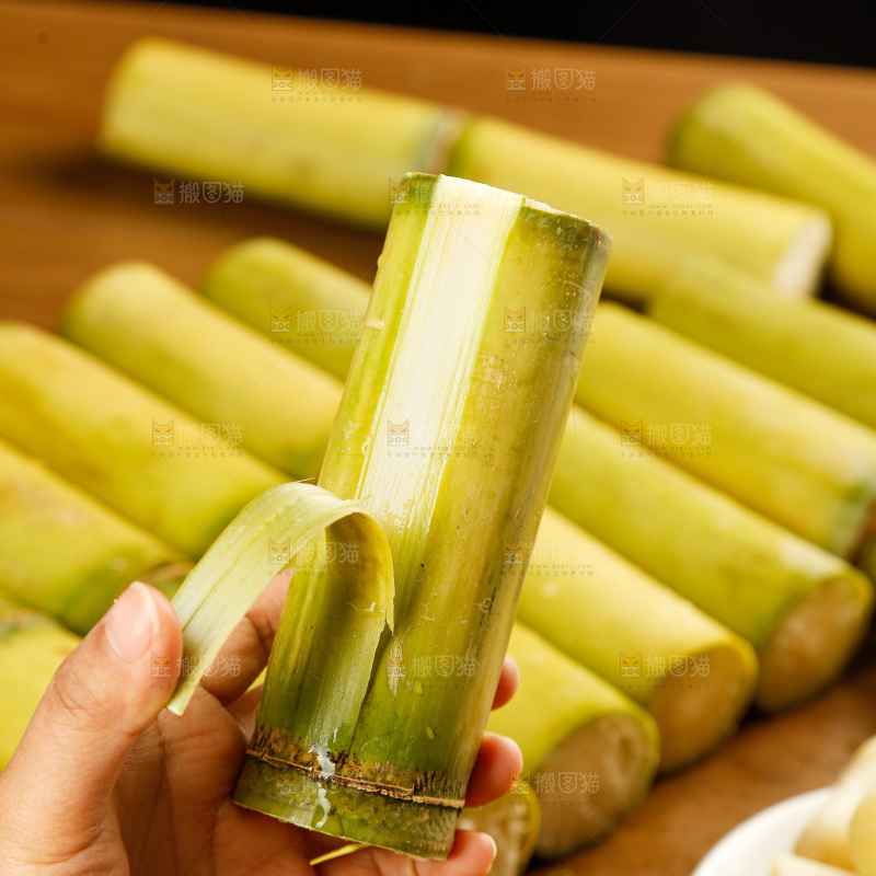 深底上的黄皮甘蔗