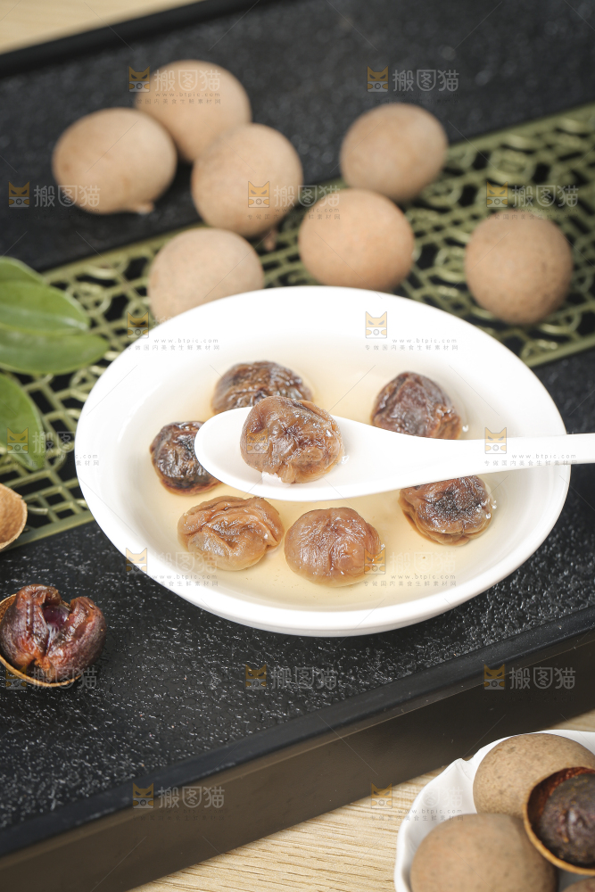 深底上的桂圆干