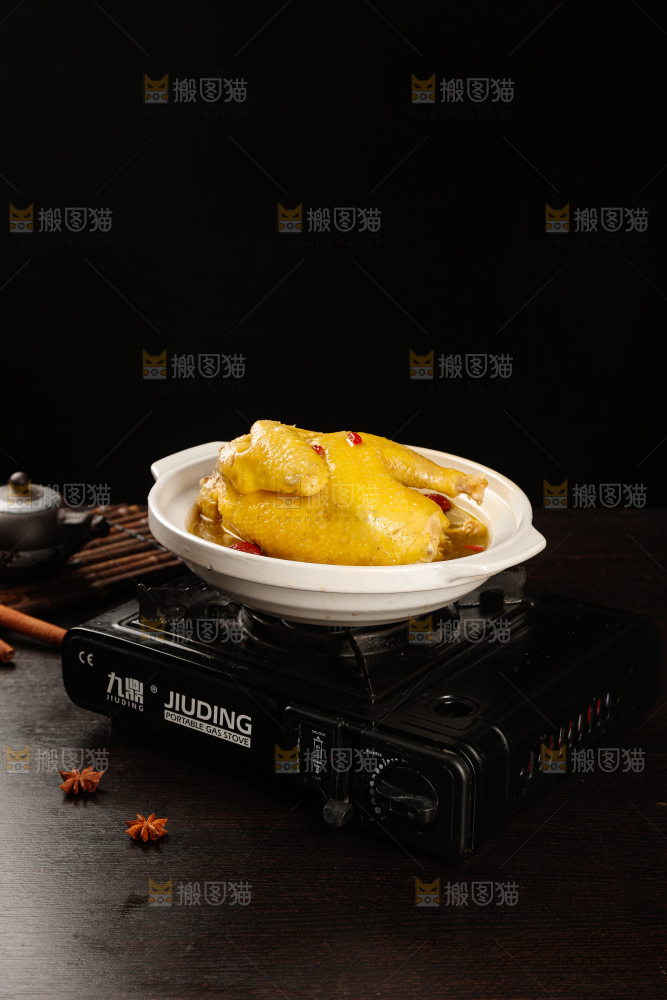 深底上的鸡汤