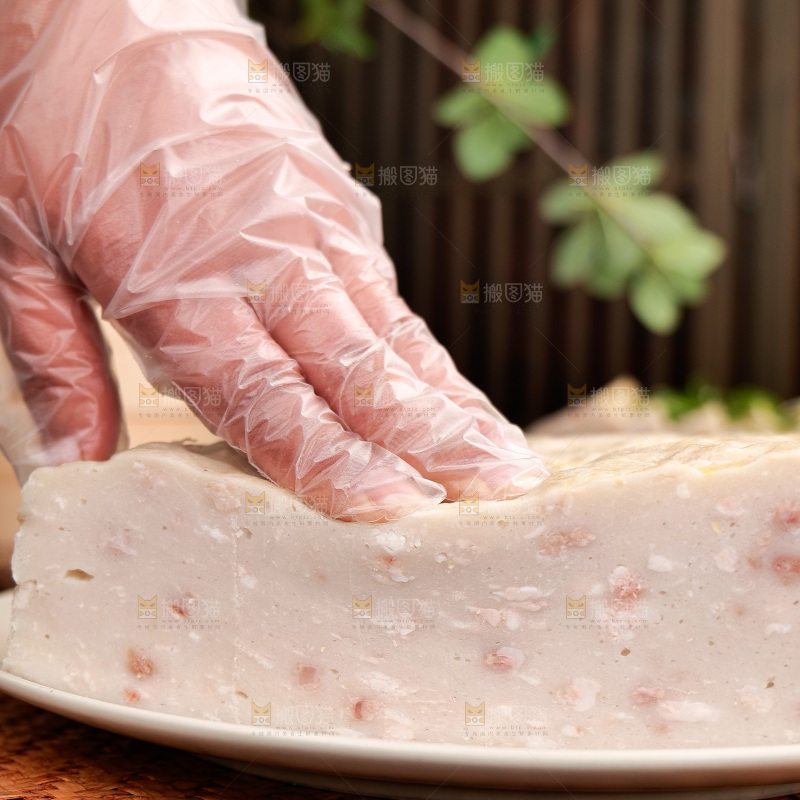 深底上的白果肉糕