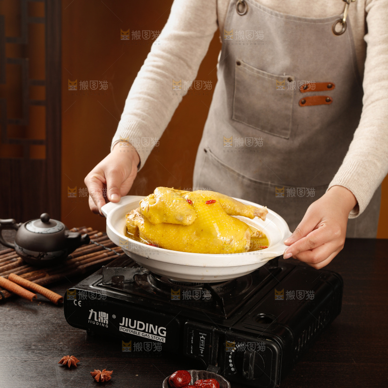 深底上的鸡汤