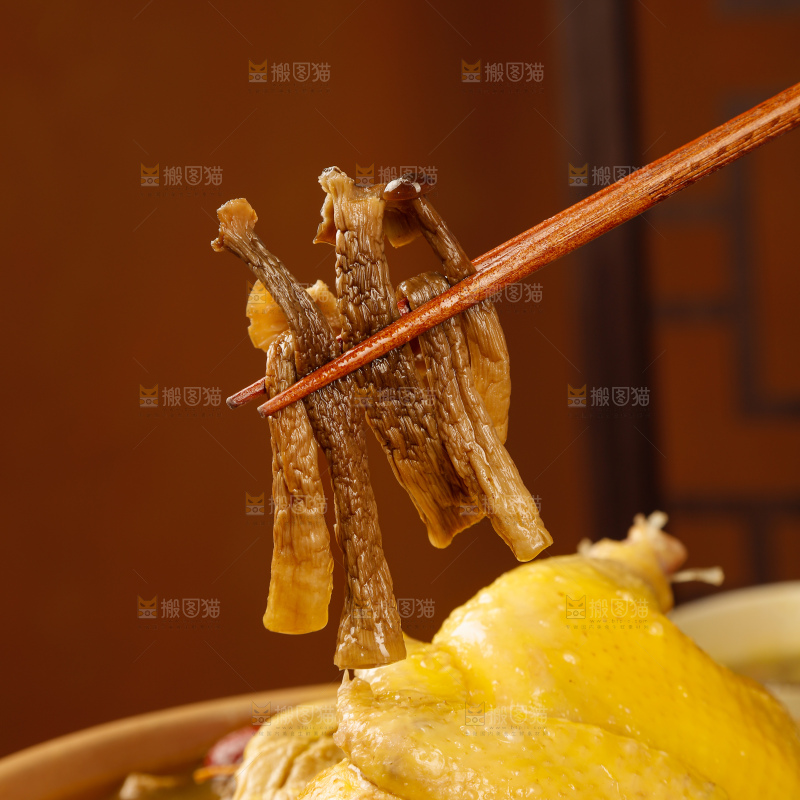 深底上的鸡汤