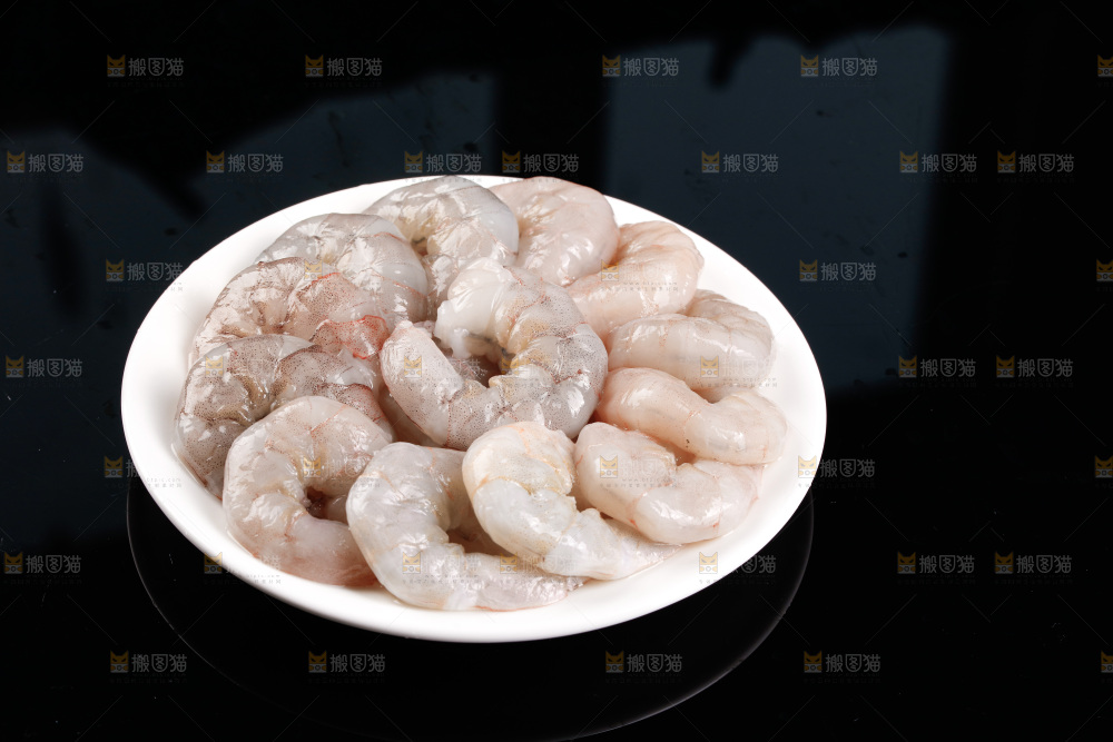 深底上的虾仁