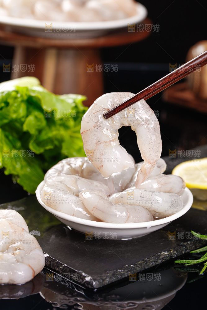 深底上的虾仁