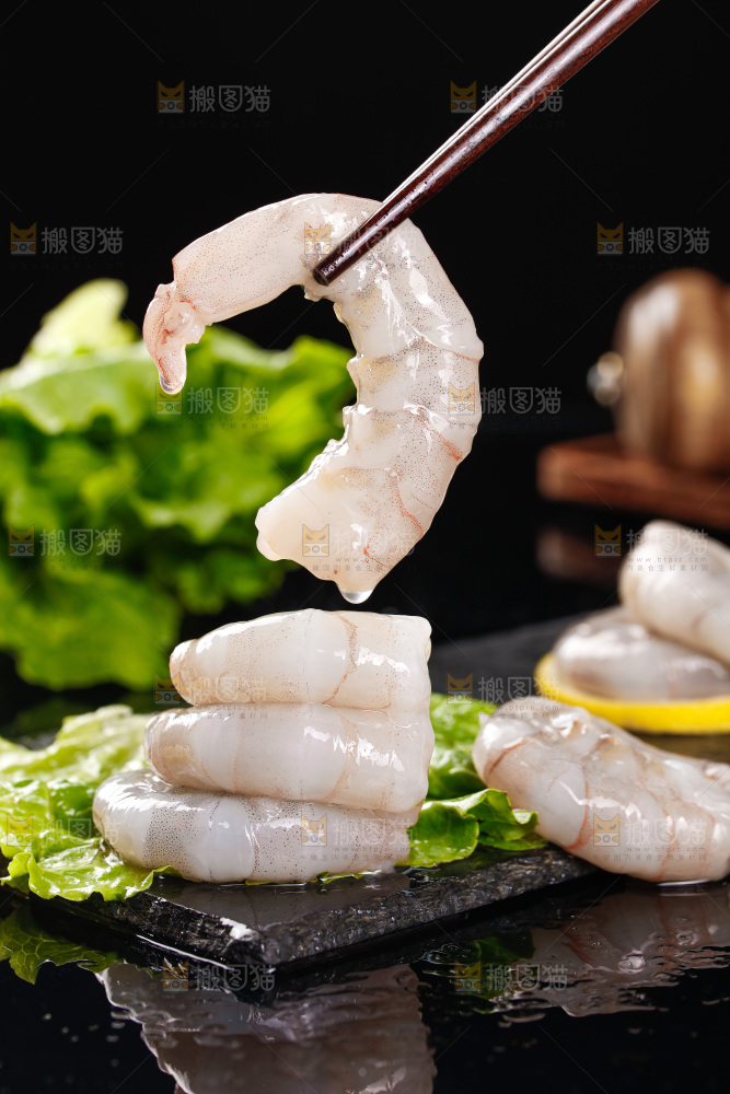深底上的虾仁