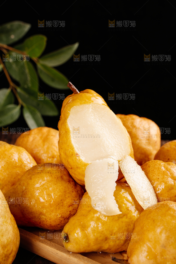 深底上的丑梨