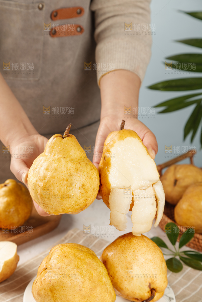 手里拿的丑梨