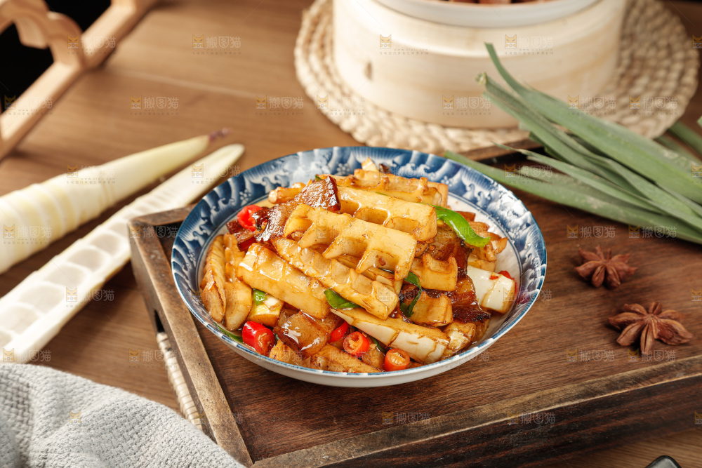 竹笋腊肉