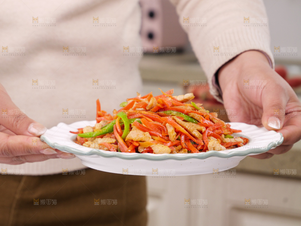 胡萝卜炒肉丝