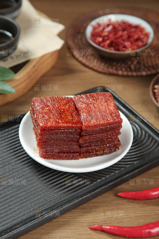 亲嘴烧辣条