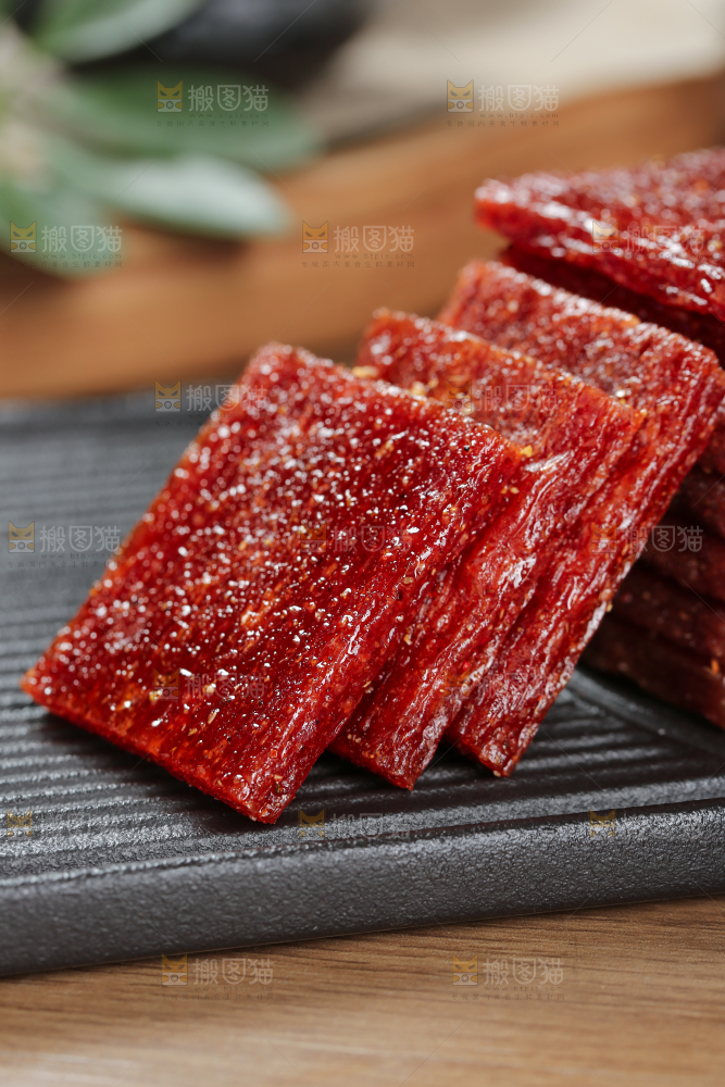 亲嘴烧辣条