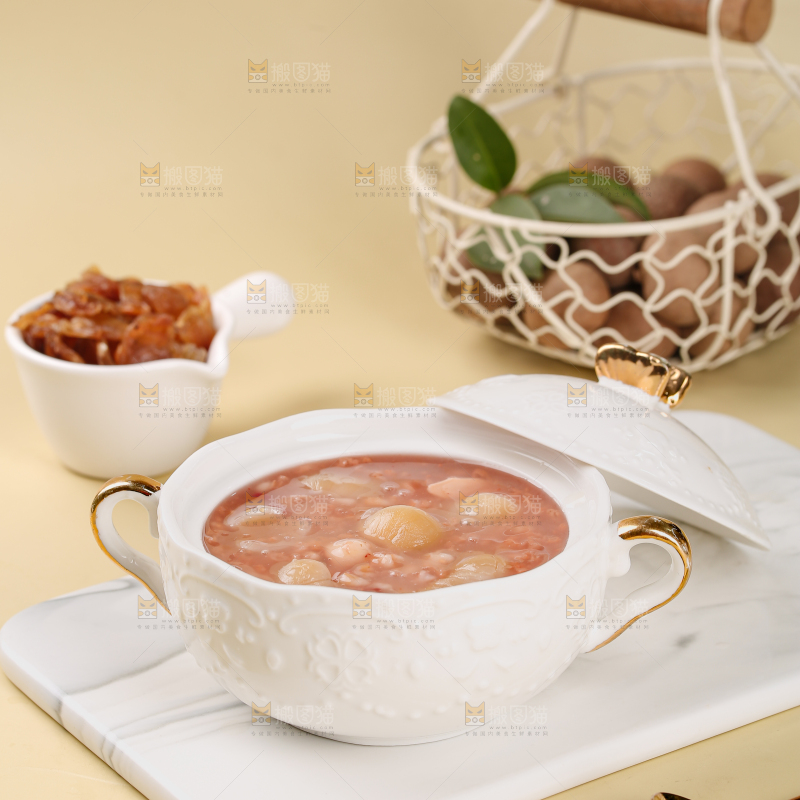 桂圆莲子粥