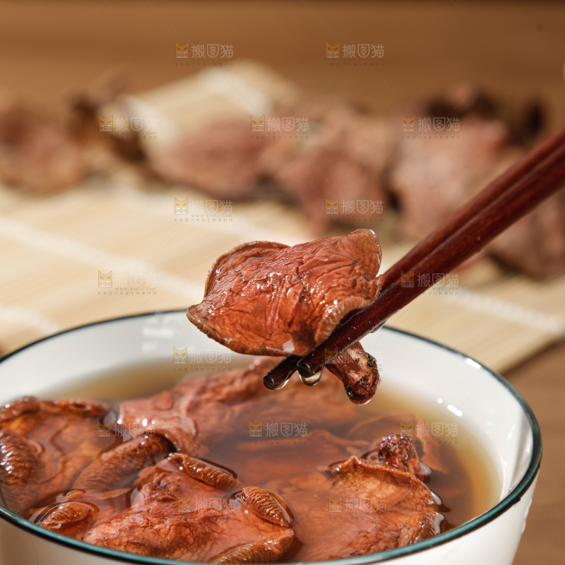 牛肝菌