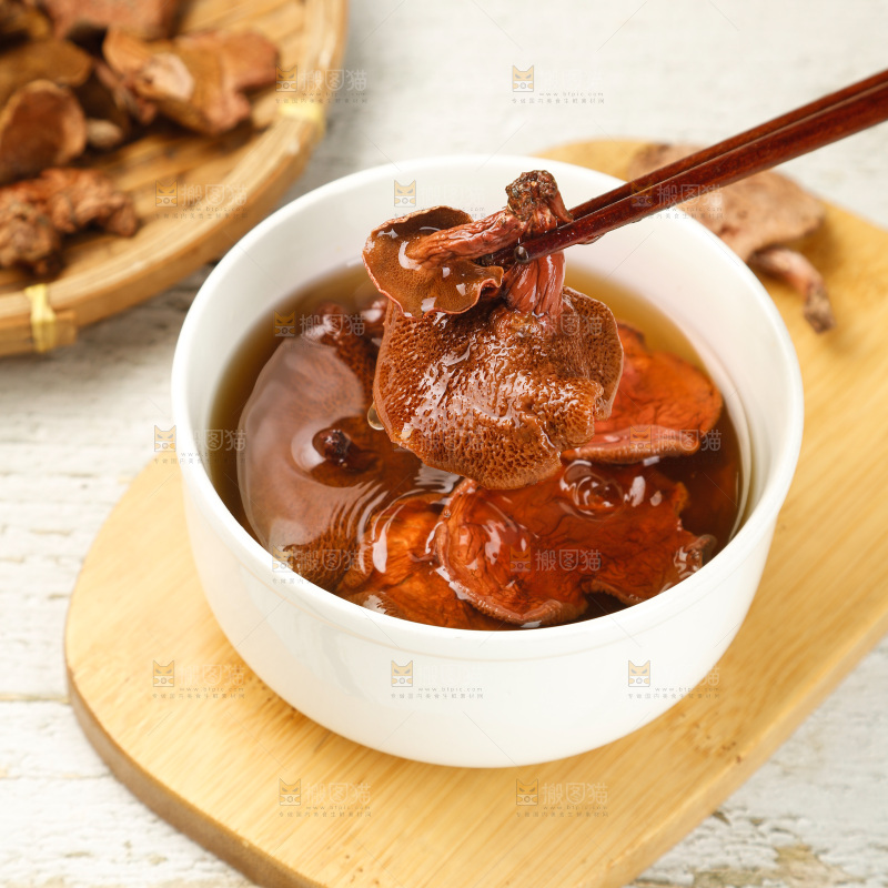 牛肝菌