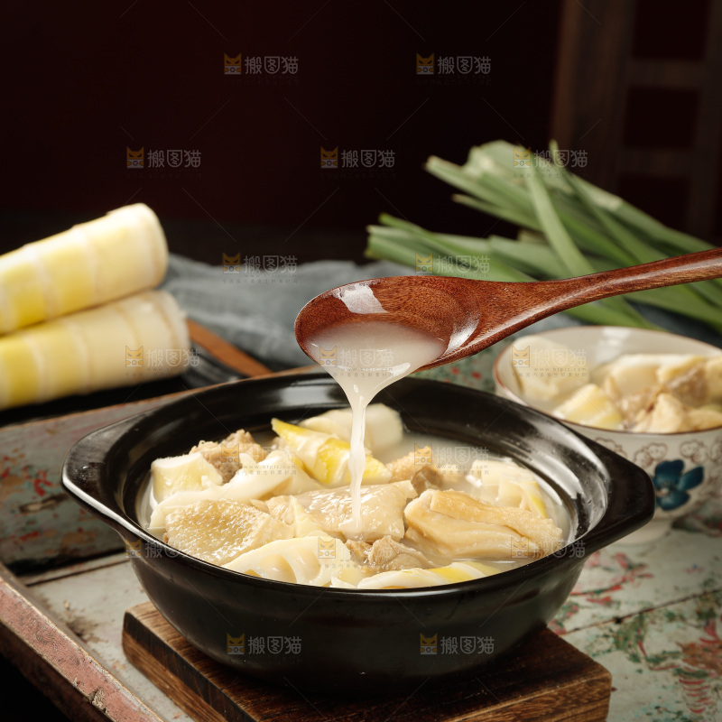 春笋鸡汤