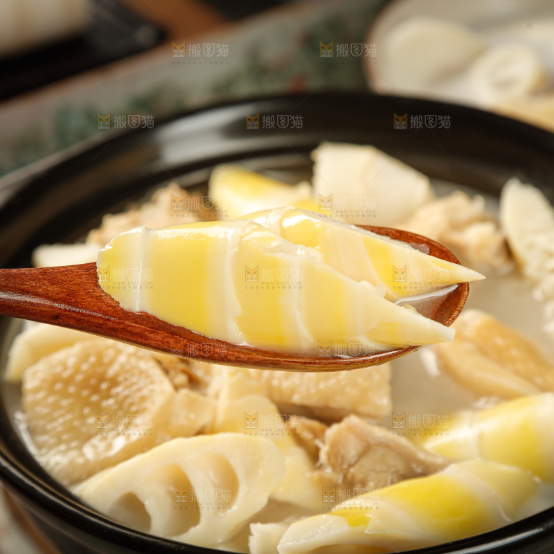 春笋鸡汤