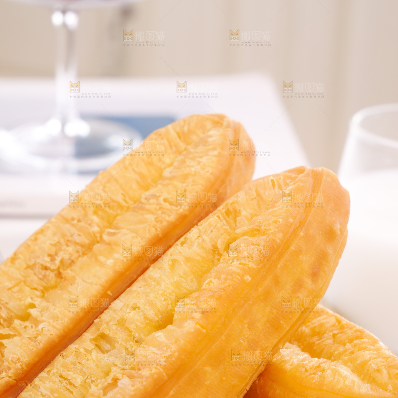鸡蛋油条