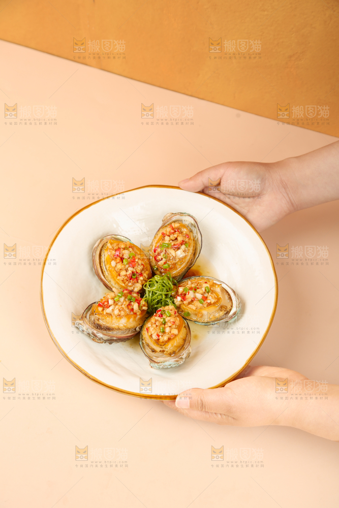 蒜蓉粉丝蒸鲍鱼