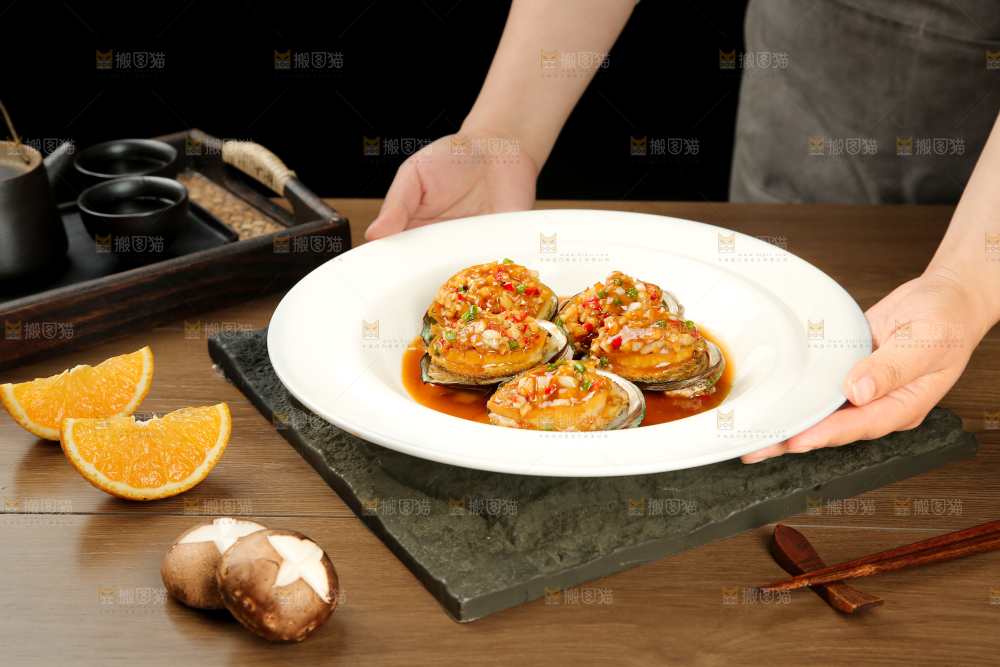 蒜蓉粉丝蒸鲍鱼