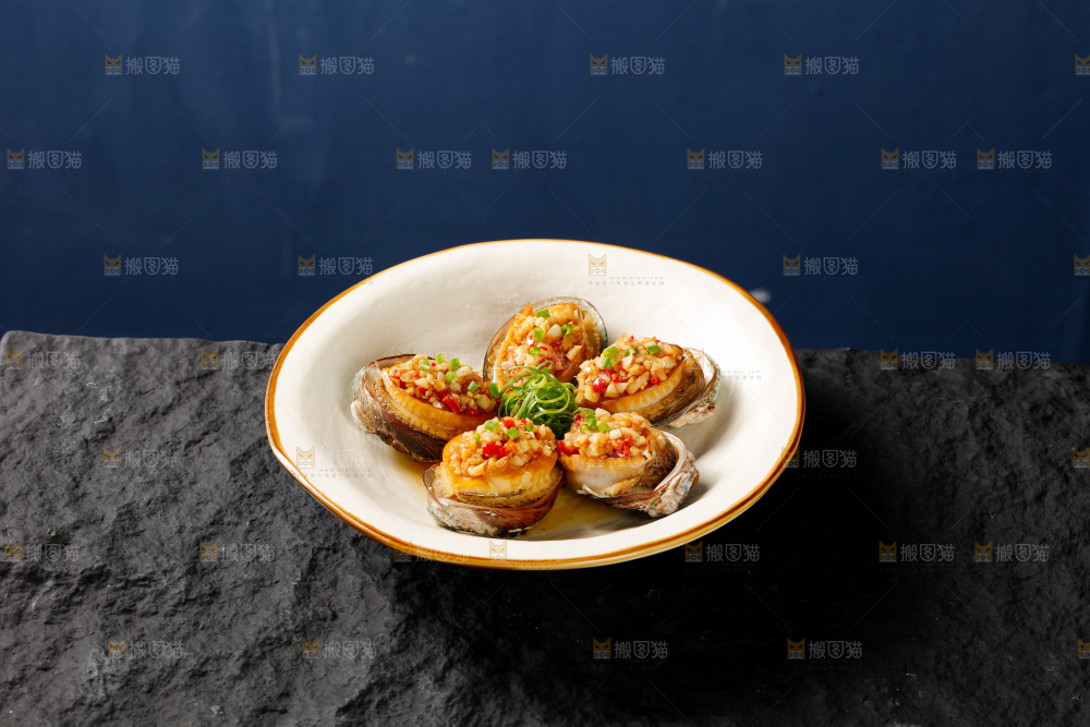 蒜蓉粉丝蒸鲍鱼