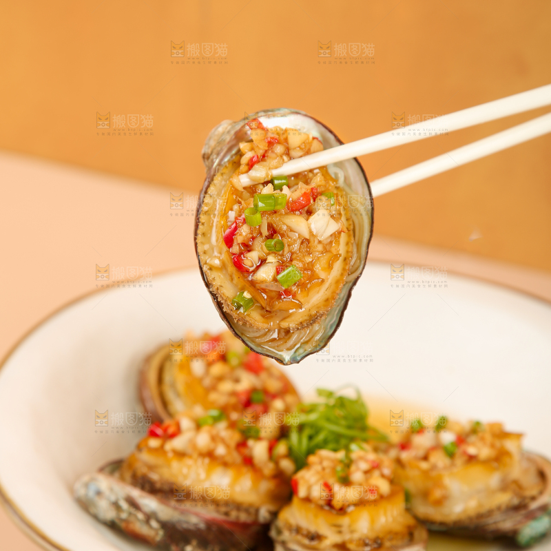 蒜蓉粉丝蒸鲍鱼