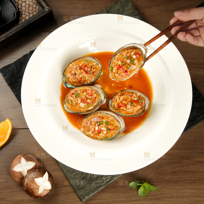 蒜蓉粉丝蒸鲍鱼