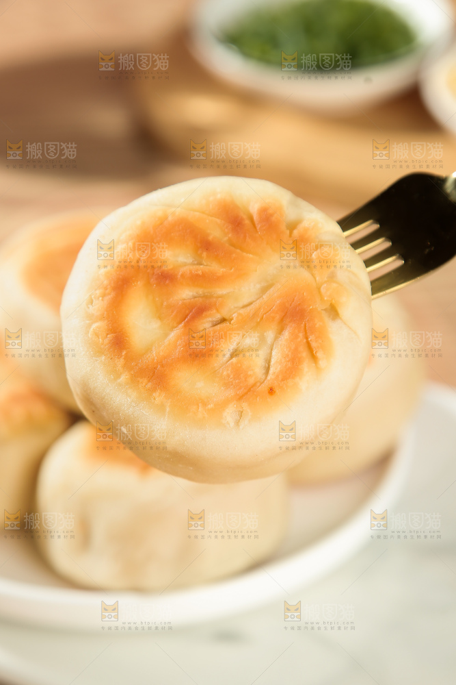 门钉肉饼