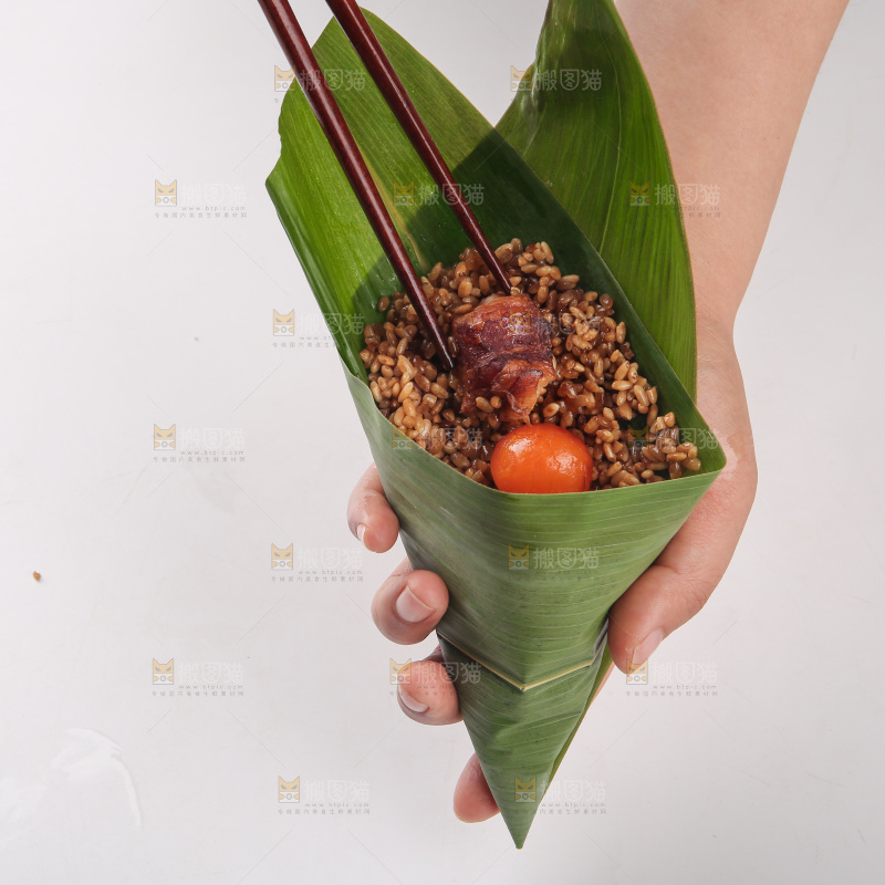 包粽子