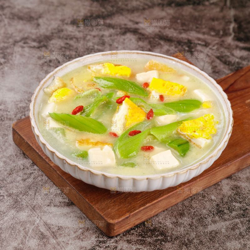 丝瓜豆腐蛋汤