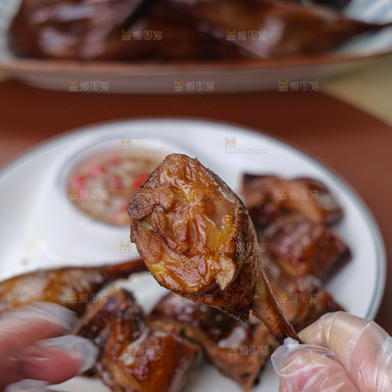 碗里的老鸭汤