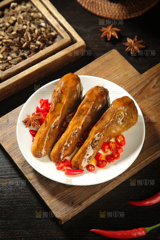 卤鸭头