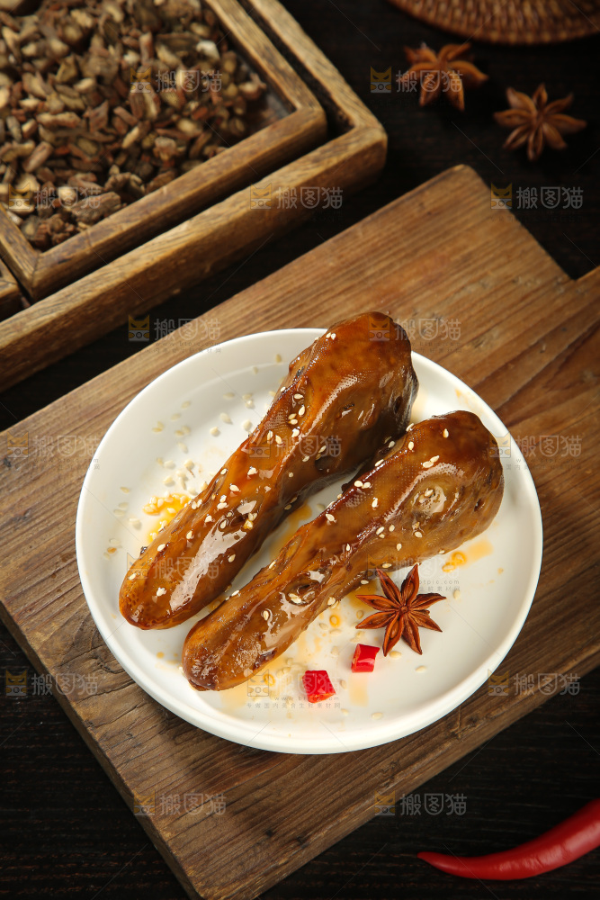 卤鸭头