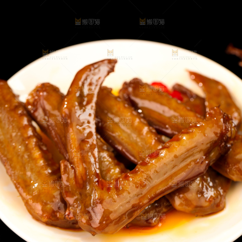 卤鸭翅