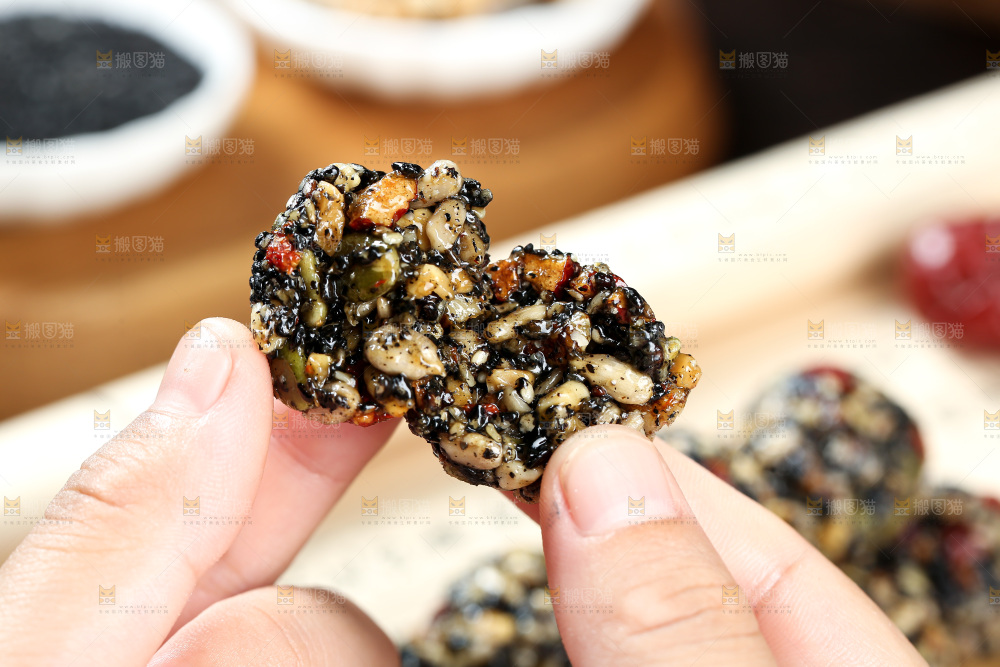 八珍芝麻丸
