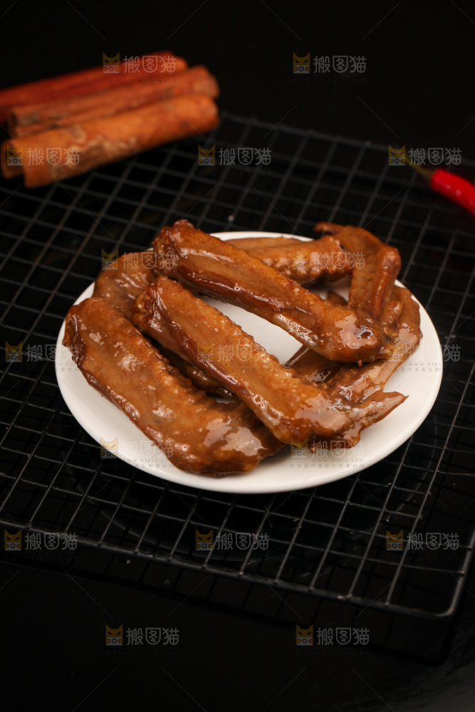 卤鸭翅