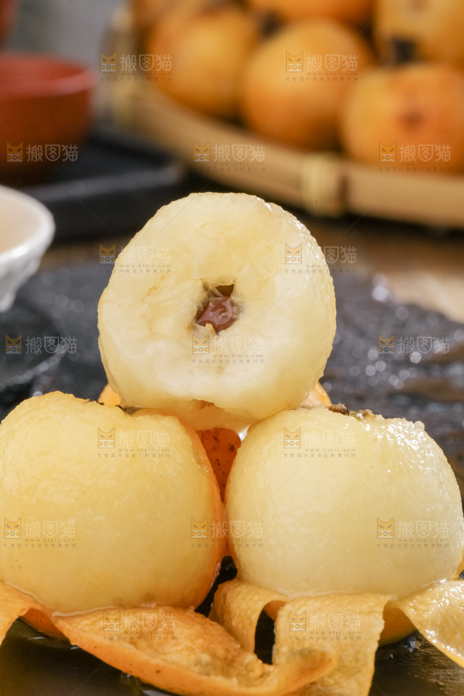 白玉枇杷