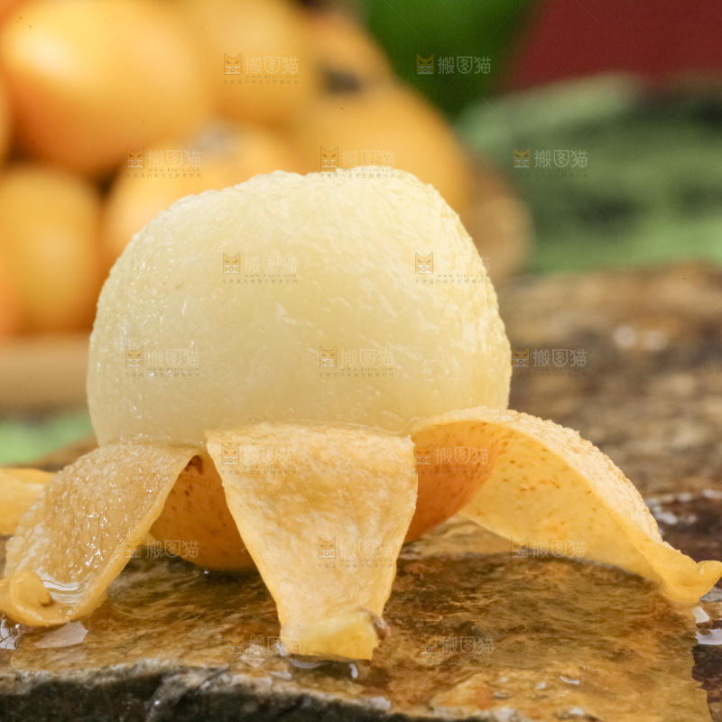 白玉枇杷