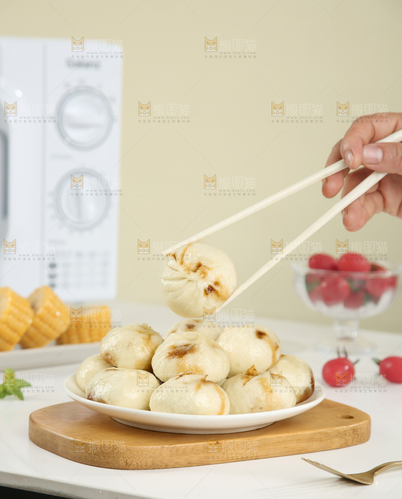 微波小包子