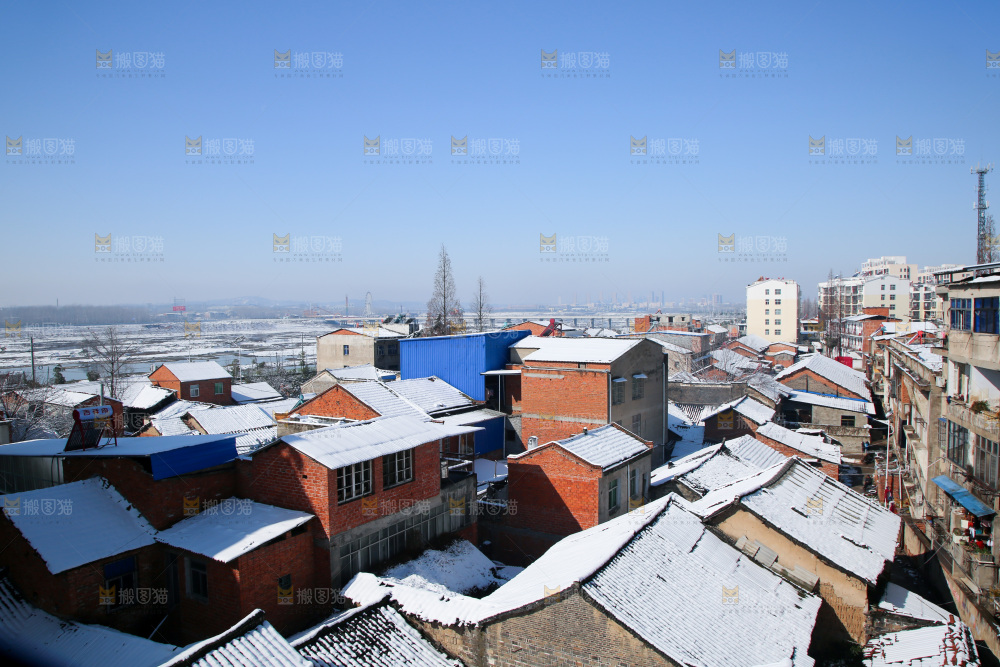 村落雪景下雪