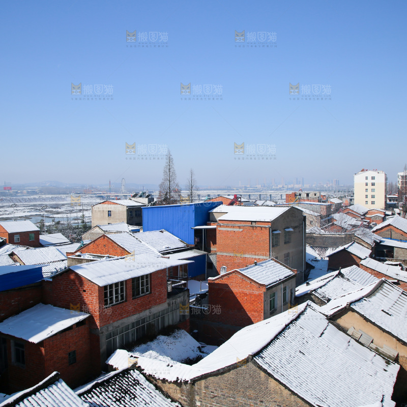 村落雪景下雪