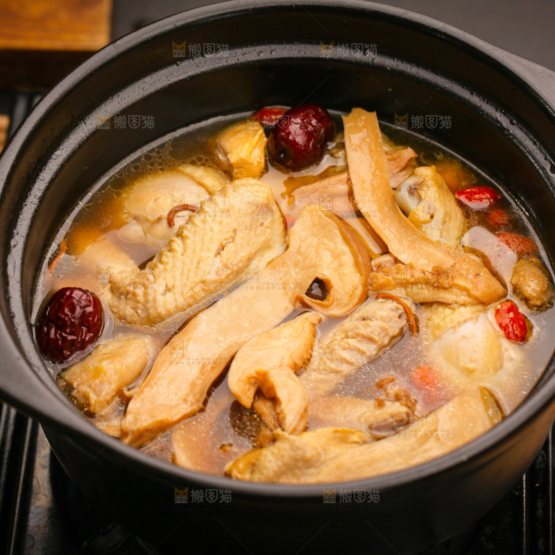 白松茸鸡汤