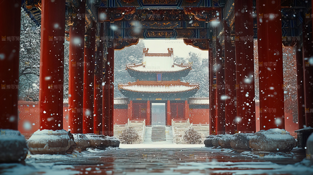 宫殿冬季飘雪新年传统建筑红墙