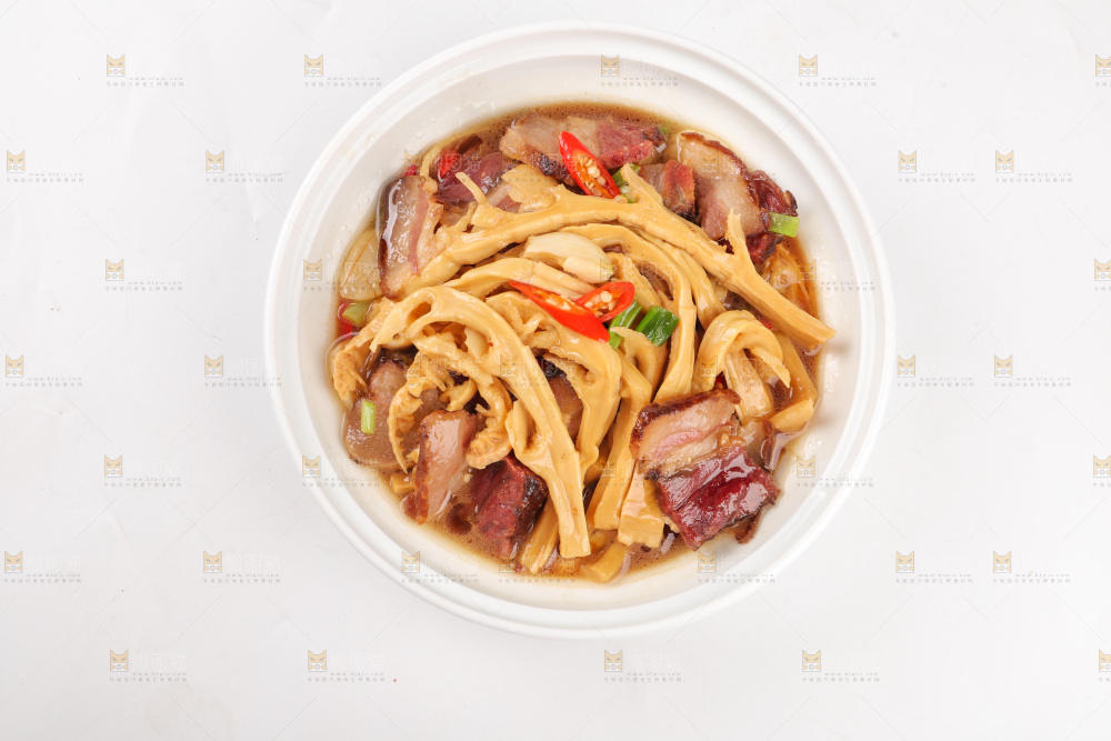 龙笋干烧腊肉