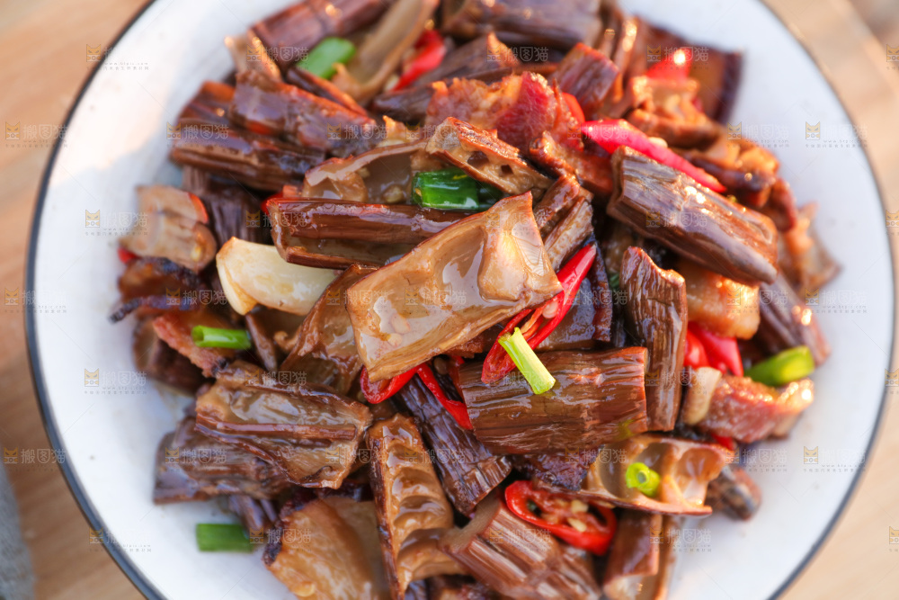 牛尾笋炒腊肉