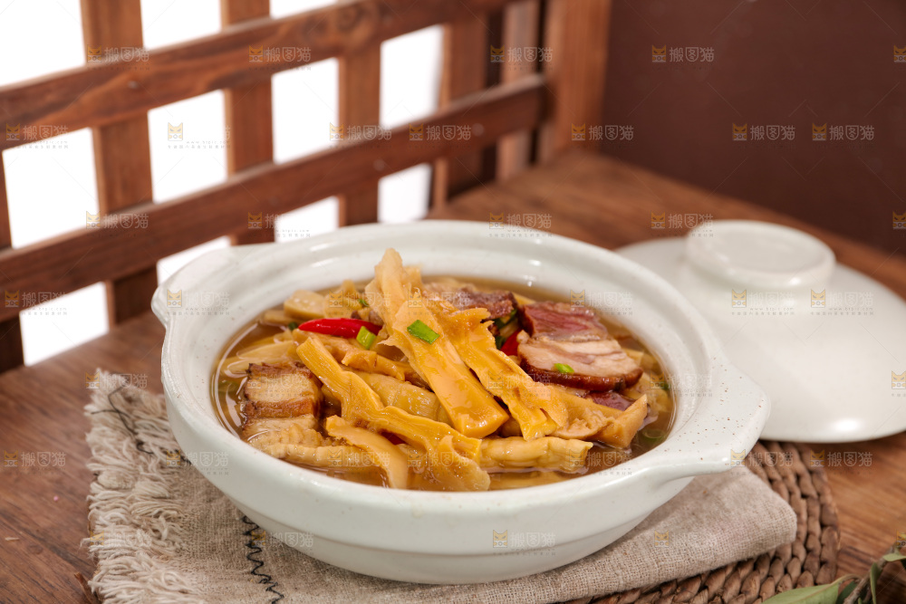 龙笋干炖肉