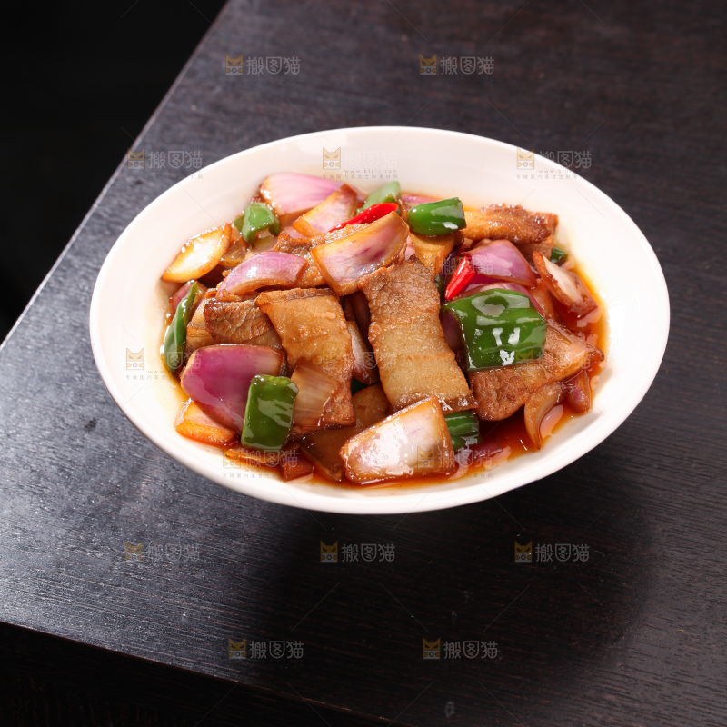 洋葱炒肉