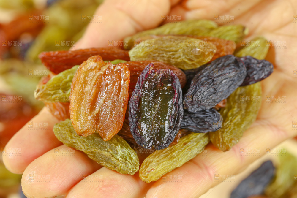 三色葡萄干