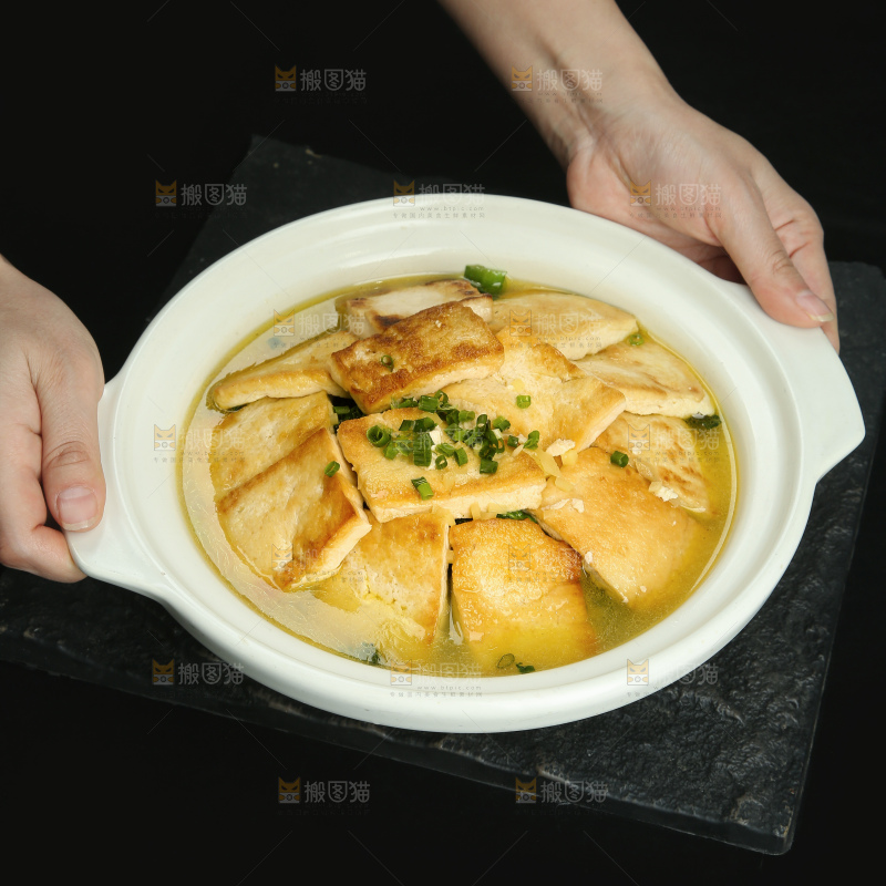 青菜豆腐煲