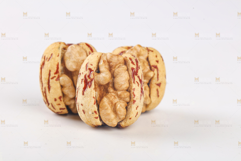 去皮枣夹核桃